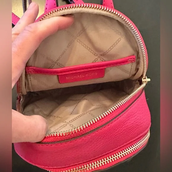 Michael Kors, hot pink leather backpack with gold studded details. NWOT. - Picture 5 of 6
